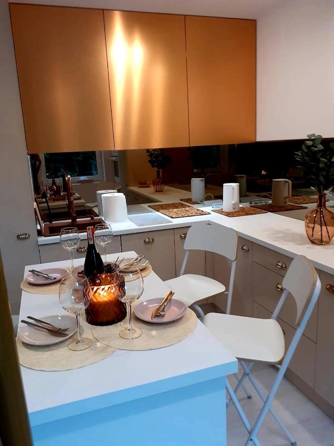 M&K Apartamenty Sailors Golden Yacht, Gdansk - Wyspa Sobieszewska 外观 照片
